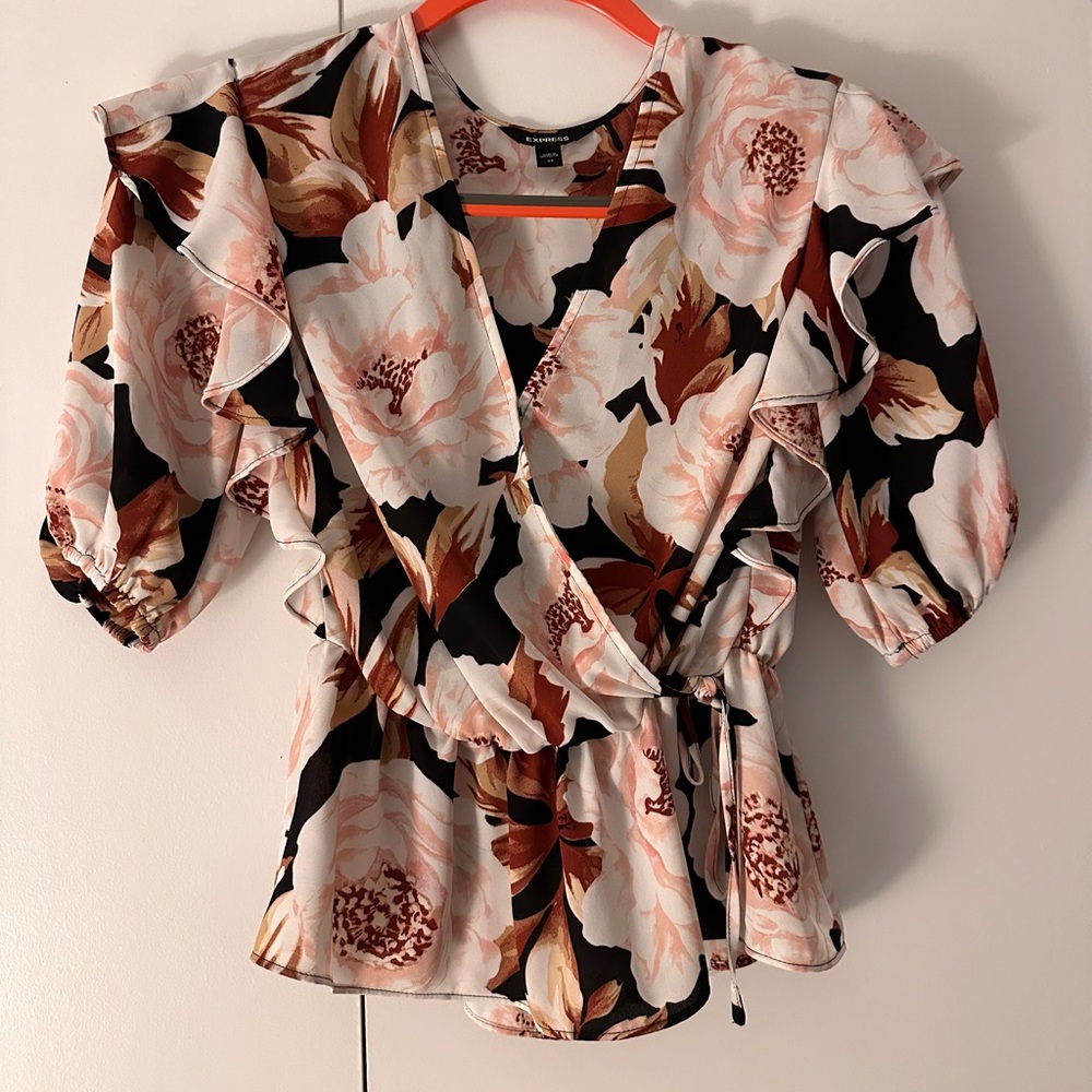 Floral Print Faux Wrap Puff Sleeve Peplum Top